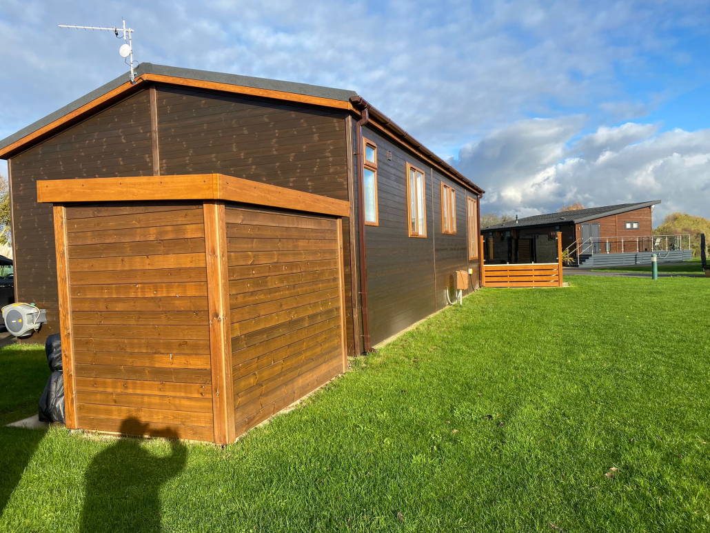 The Burleigh Lodge £SOLD Woodward Lakes and Lodges