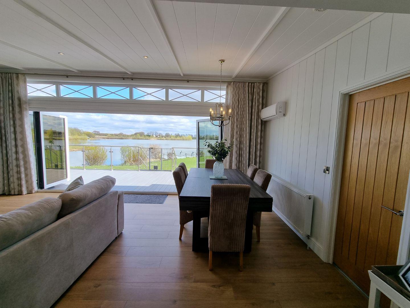 Prestige Hampton Lodge £SOLD Woodward Lakes and Lodges